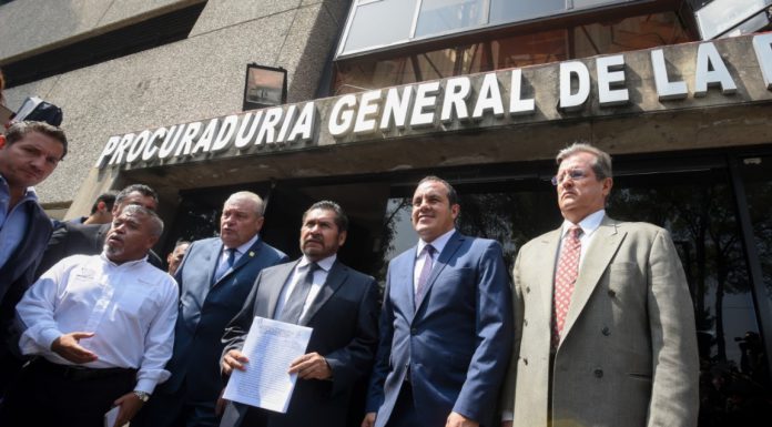 Presenta Cuauhtémoc Blanco denuncia en contra del ex gobernador Graco Ramírez, ante la SEIDO denuncia en contra de Graco