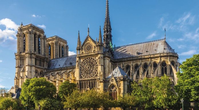 Nôtre Dame: Saber y Callar Nôtre Dame