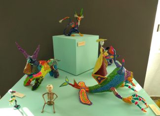 Exposición de cartonería “Llegada al Mictlán” en Coatlán del Río Exposición de cartonería en Coatlán del Río