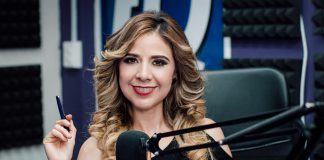 Sensibilidades de realizar una entrevista personal Bárbara Benítez en cabina Factor 4