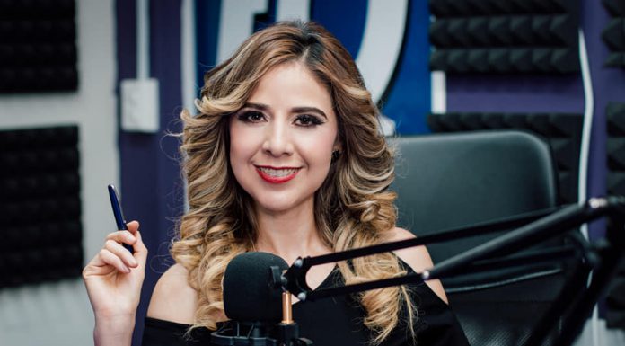 Sensibilidades de realizar una entrevista personal Bárbara Benítez en cabina Factor 4